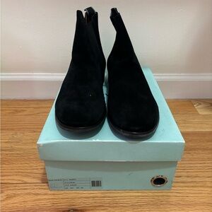 Men's Black Suede Chelsea Boots - Classic Slip-On Style